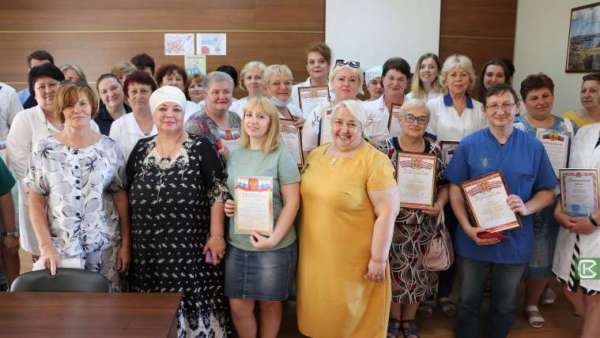 В Керченской городской больнице № 2 чествовали медицинских работников
