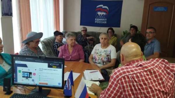 Проект партии «Единая Россия» «Старшее поколение»: Форум серебряных волонтеров