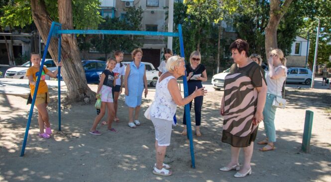 Ольга Солодилова выслушала вопросы жителей домов по ул. Сморжевского