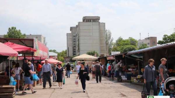 В Крыму заявили о полной обеспеченности продовольствием и промышленными товарами