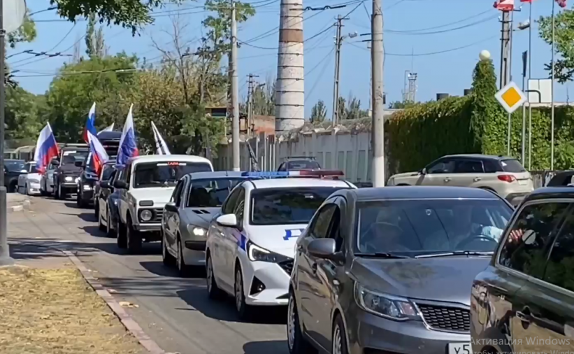 "Сохраните детские жизни": в Керчи прошел агитационный автопробег