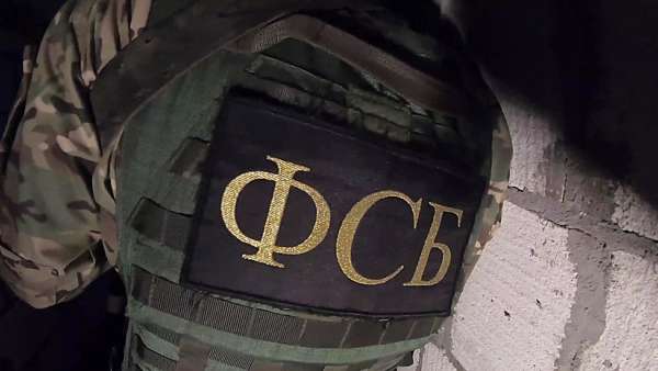 Оперативники ФСБ задержали участника украинского нацбата при попытке въехать в Крым