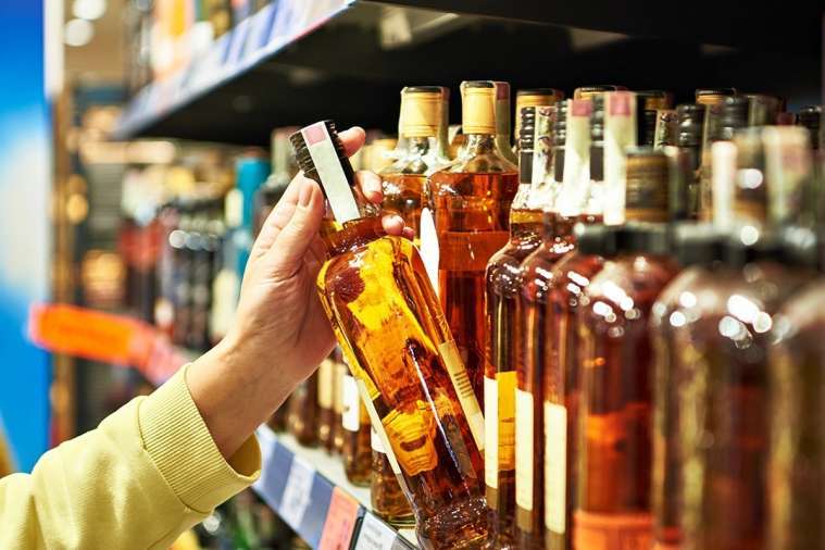 В России хотят повысить возраст покупки алкоголя до 21 года
