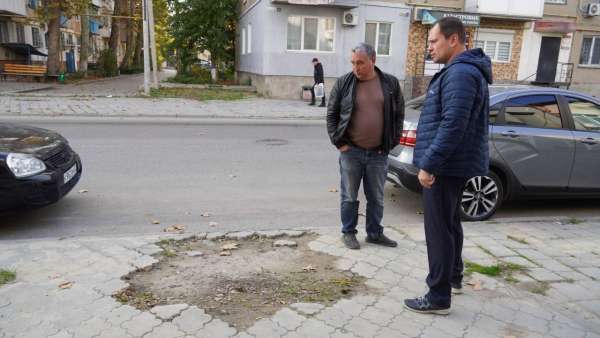 Тротуары на улице Шлагбаумской приведут в порядок