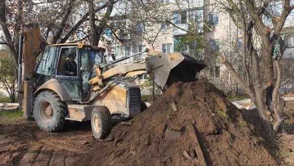 В Аршинцево ремонтируют тротуары