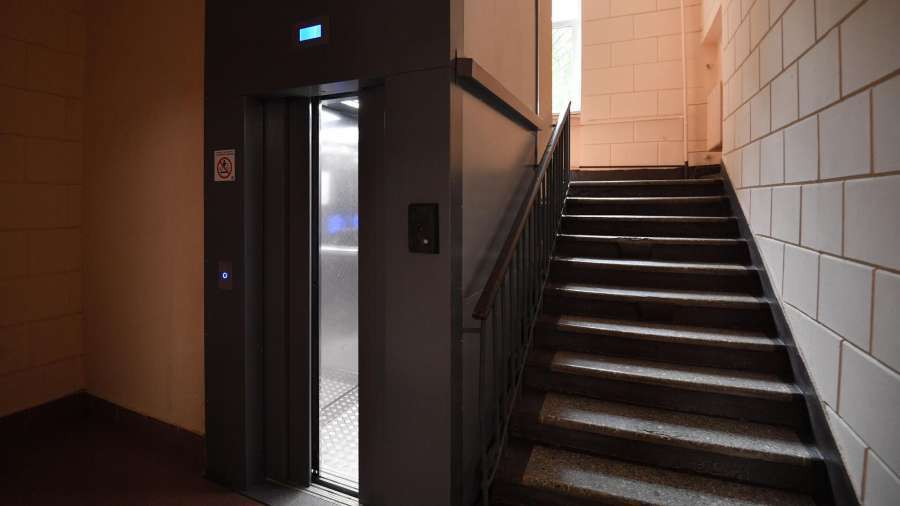 В Крыму в этом году заменили почти 240 лифтов