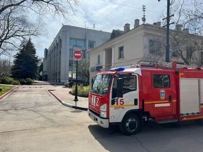 В Керчи снова эвакуируют школьников 