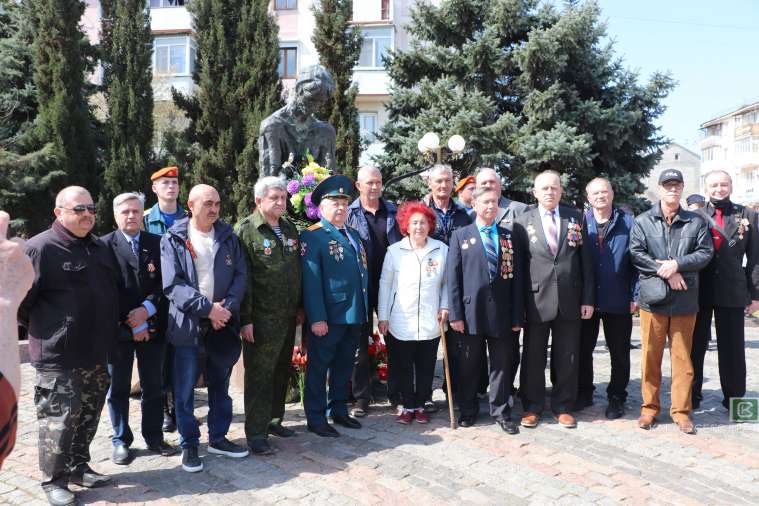 В Керчи почтили память героев-ликвидаторов последствий Чернобыльской катастрофы